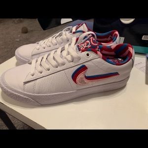 Para x Blazer Low GT SB QS Nike